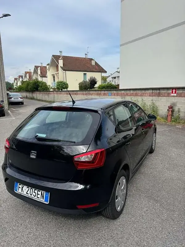 Usata Seat Ibiza CONNECT 75 CV (55 kW) 2017 Berlina