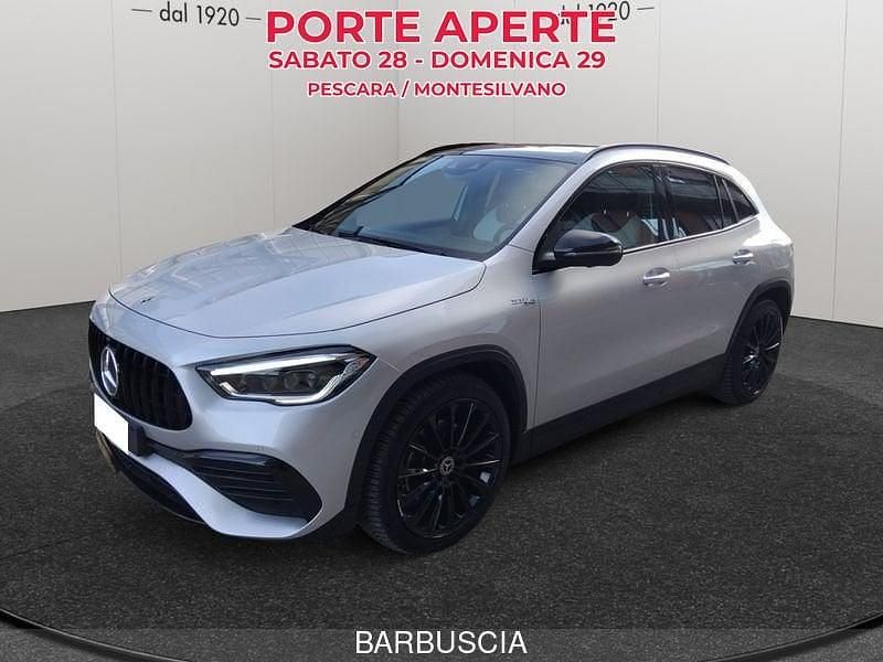 Usata Mercedes GLA200 Premium 150 CV (110 kW) 2021 Argento SUV