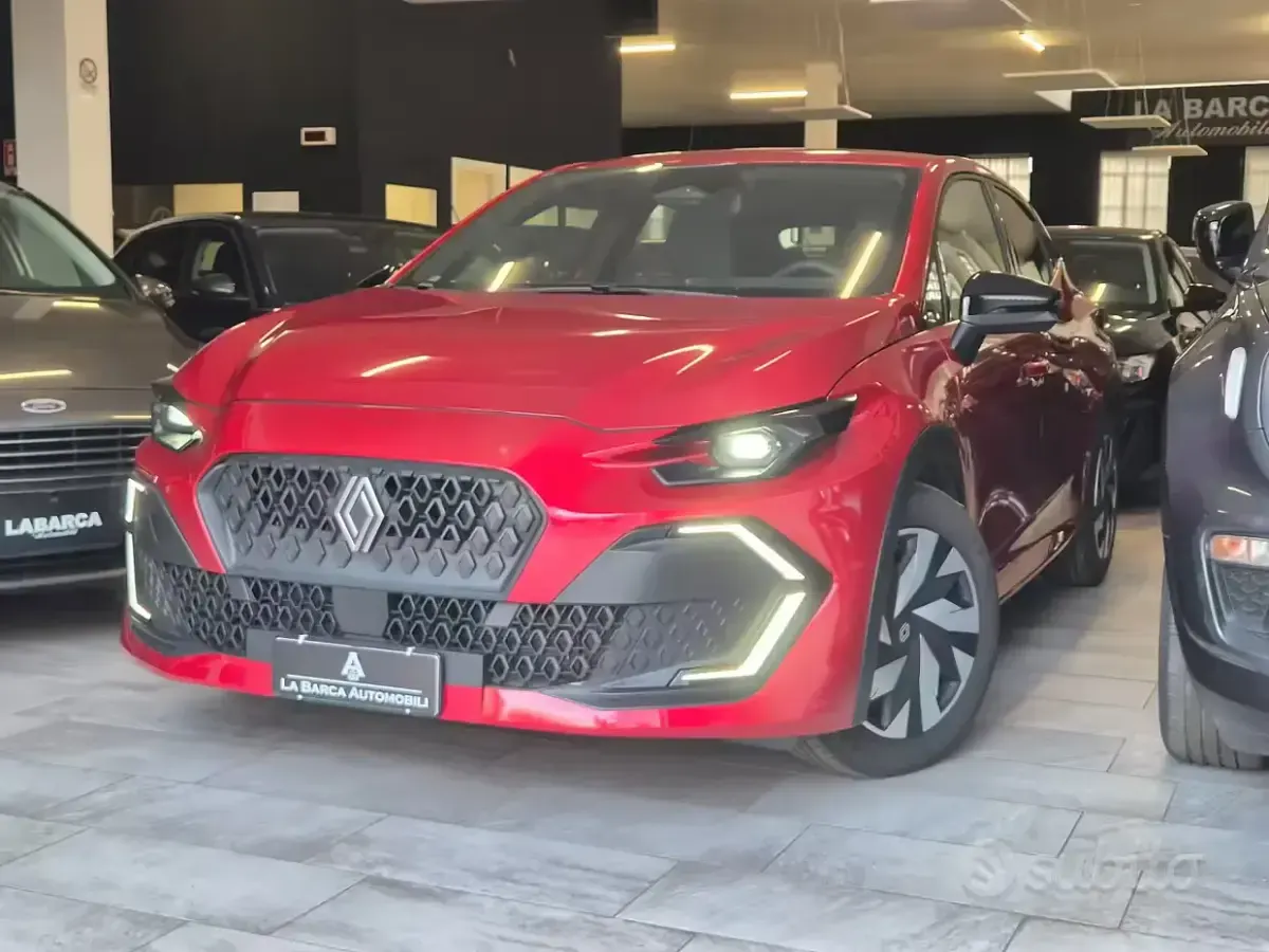 Usata Renault Clio V Evolution 116 CV (85 kW) 2025 Rosso Berlina