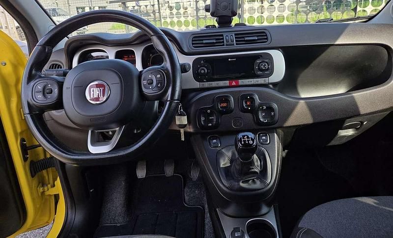 Usata Fiat Panda Cross Cross 95 CV (69 kW) 2017 Giallo Utilitaria
