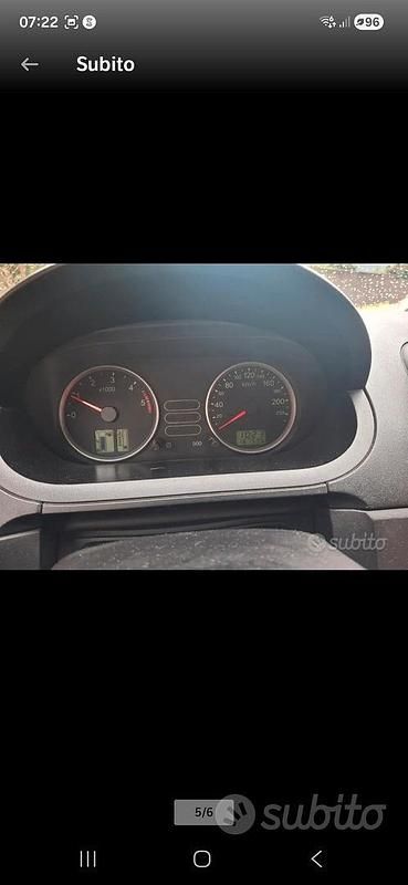 Usata Ford Fiesta 68 CV (50 kW) 2005 Blu Utilitaria