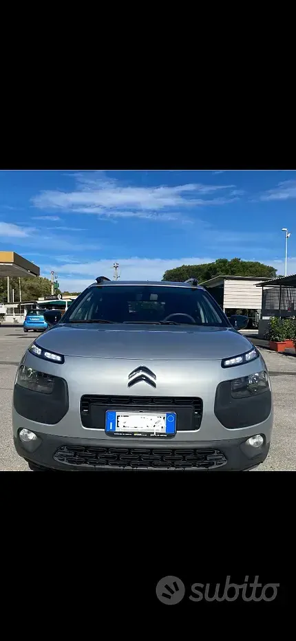 Usata Citroën C4 Cactus 92 CV (67 kW) 2015 Grigio Utilitaria