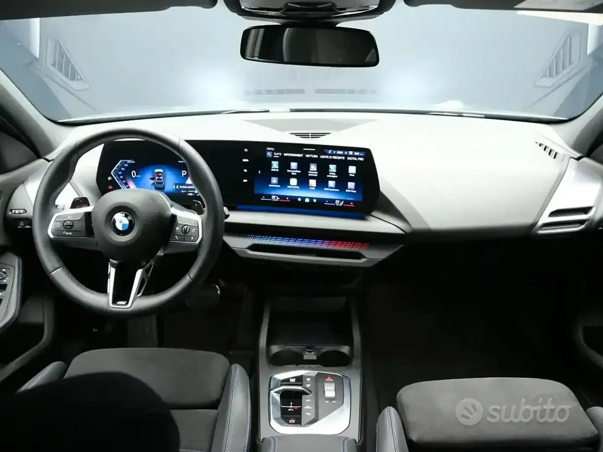 Usata BMW 118 M Sport 150 CV (110 kW) 2025 Grigio Utilitaria