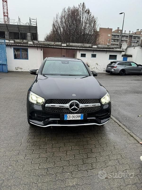 Usata Mercedes GLC300 245 CV (180 kW) 2020 Coupé
