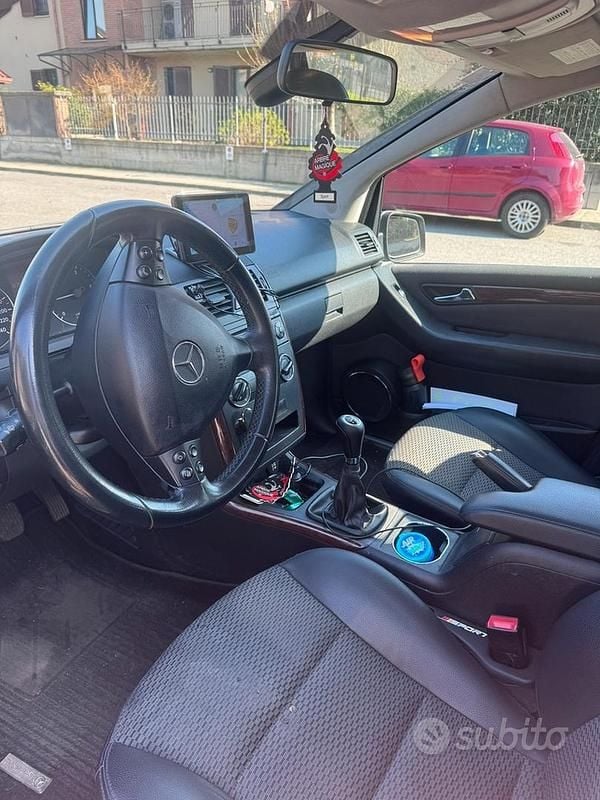 Usata Mercedes A180 2011 Berlina
