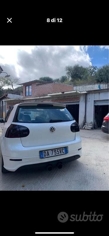 Usata VW Golf V 105 CV (77 kW) 2005 Utilitaria