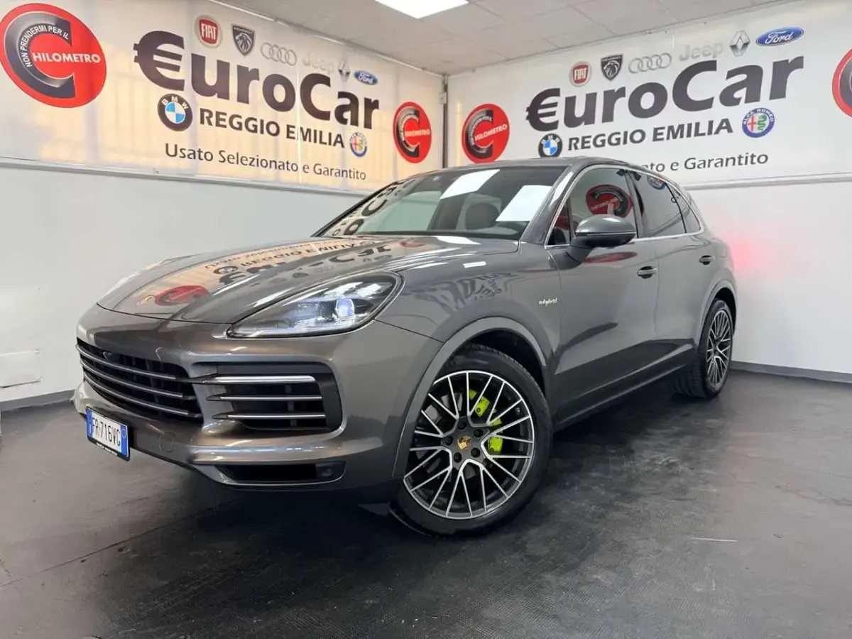 Usata Porsche Cayenne 340 CV (250 kW) 2018 Grigio SUV