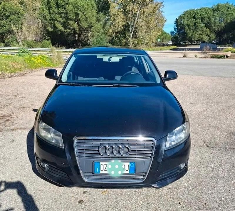 Usata Audi A3 Sportback 102 CV (75 kW) 2010 Nero Utilitaria