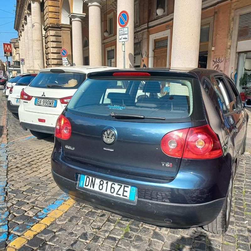 Usata VW Golf VI 2008 Blu Utilitaria