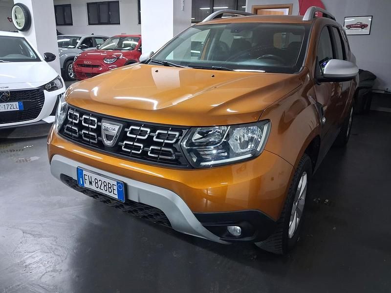 Usata Dacia Duster Prestige 115 CV (84 kW) 2019 Arancione Station wagon