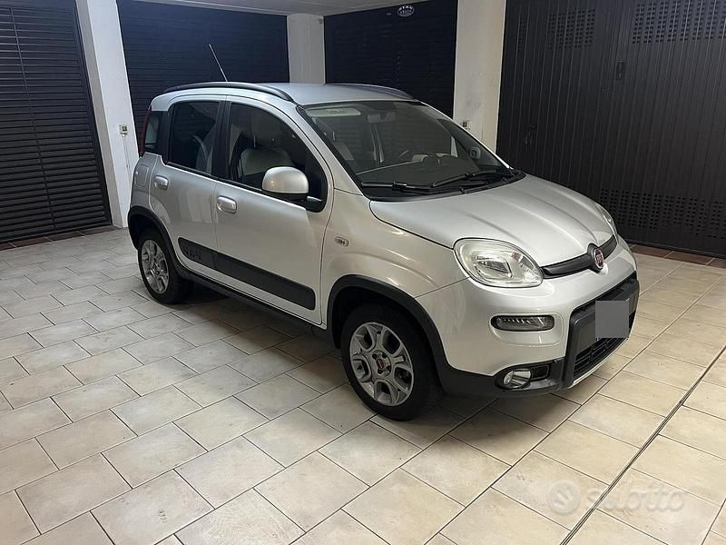 Usata Fiat Panda 4x4 S 2014 Grigio Utilitaria