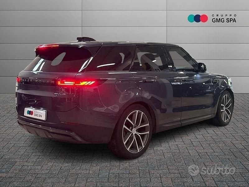 Usado Land Rover Range Rover SE 2024 Azul SUV