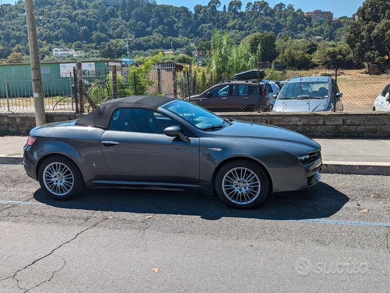 Usato 2010 Alfa Romeo Spider 2.0 Diesel 170 CV (27.122 €)