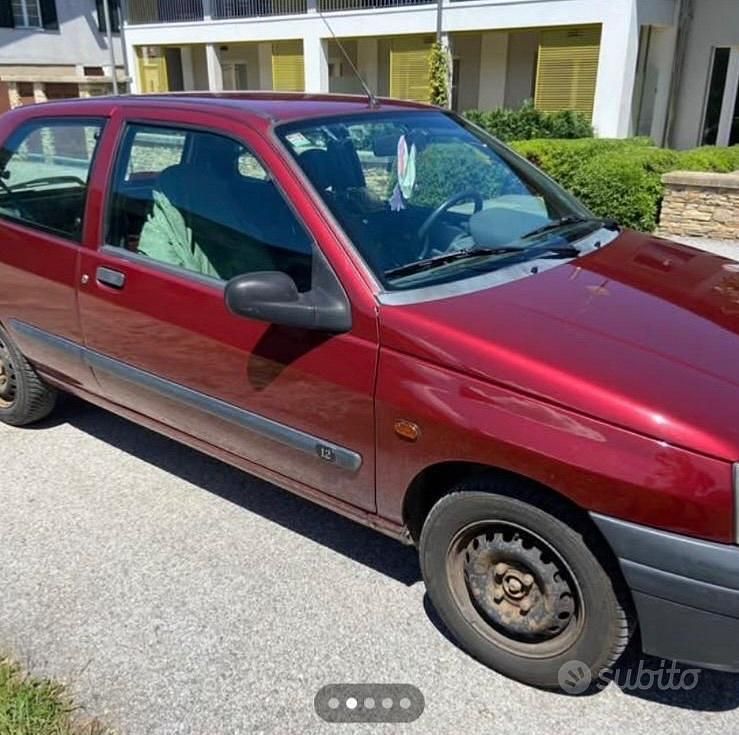 Usata Renault Clio 1996 Rosso Utilitaria