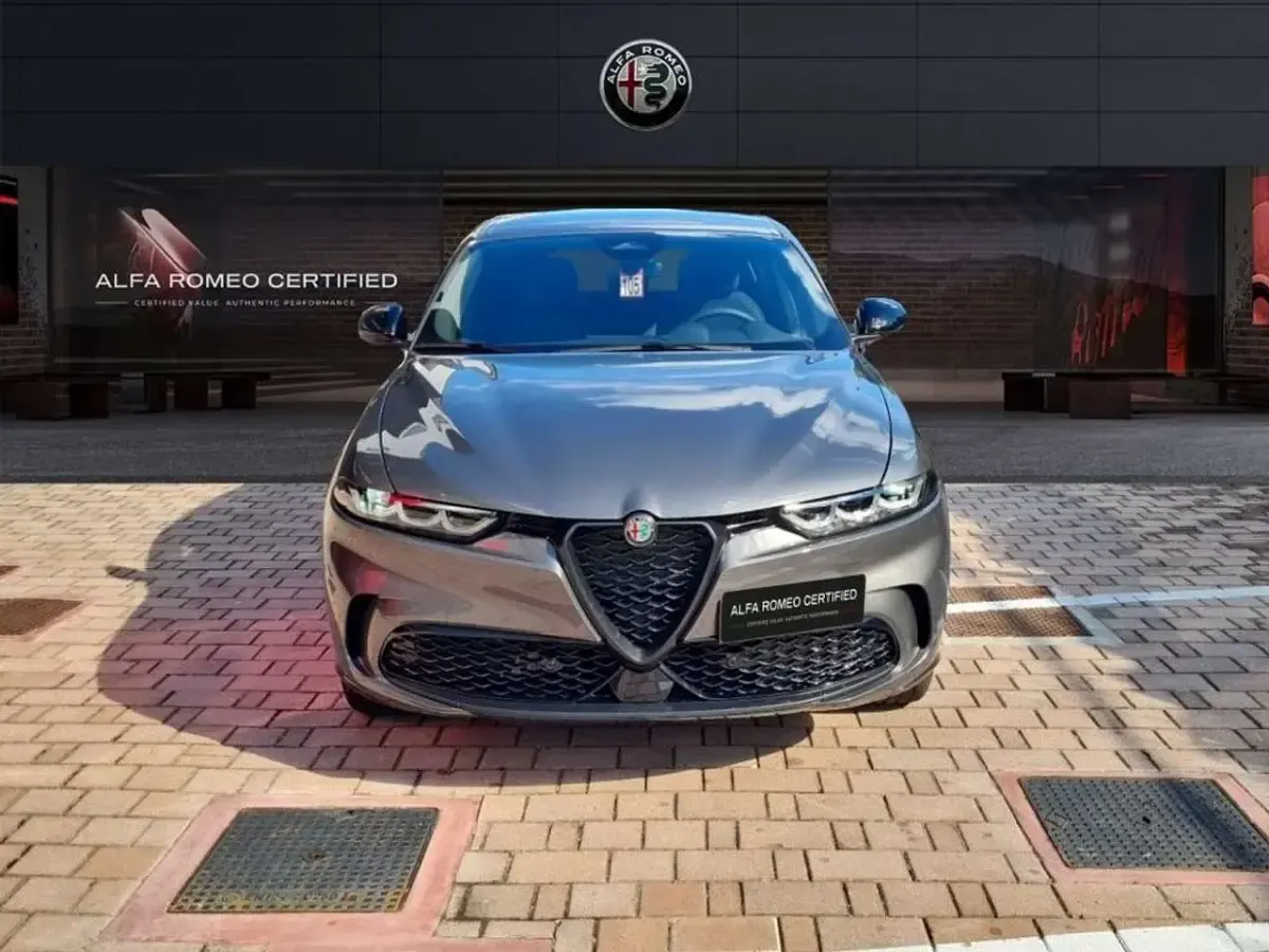 Nuova Alfa Romeo Tonale Sprint 160 CV (117 kW) 2026 Grigio scuro SUV