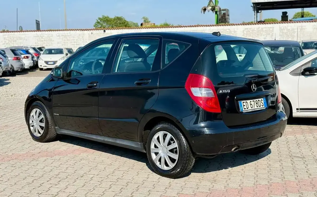 Gebraucht Mercedes A160 Avantgarde 82 PS (60 kW) 2010 Schwarz Van / Kleinbus