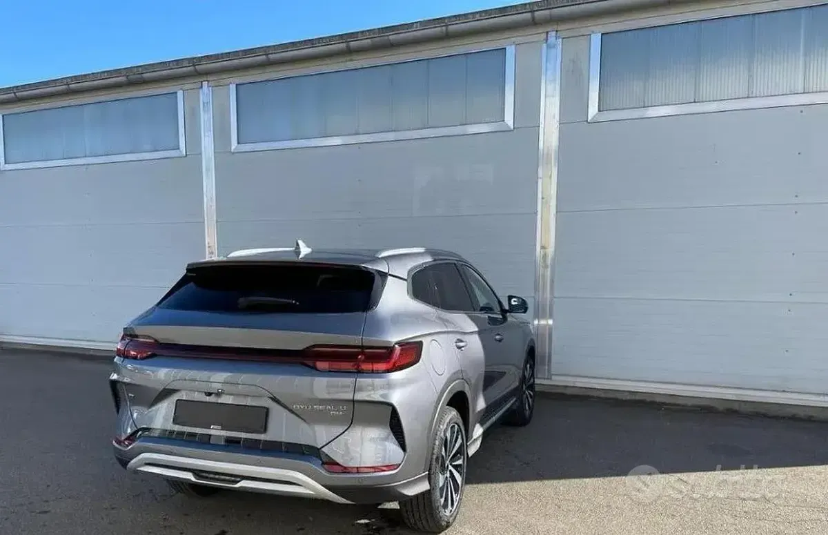 Nuova BYD Seal U Boost 216 CV (158 kW) 2026 Grigio SUV