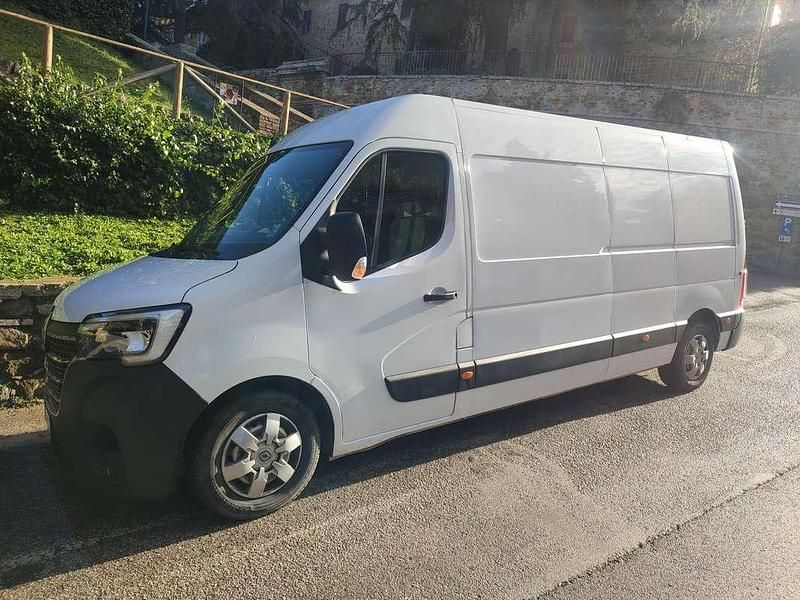 Usata Renault Master 150 CV (110 kW) 2021 Bianco Monovolume