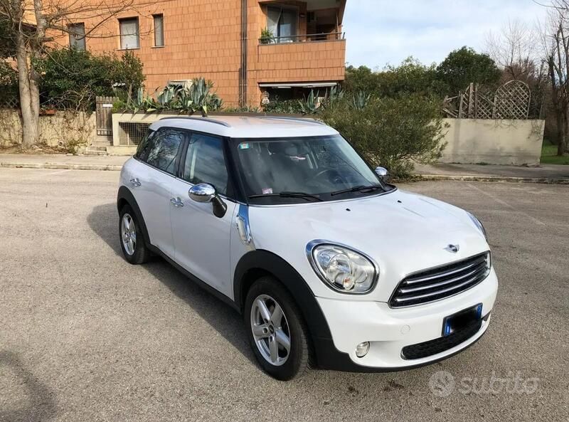 Usata 2013 Mini Countryman SUV | 8300 € (Ottimo prezzo) - Immagine 1/4