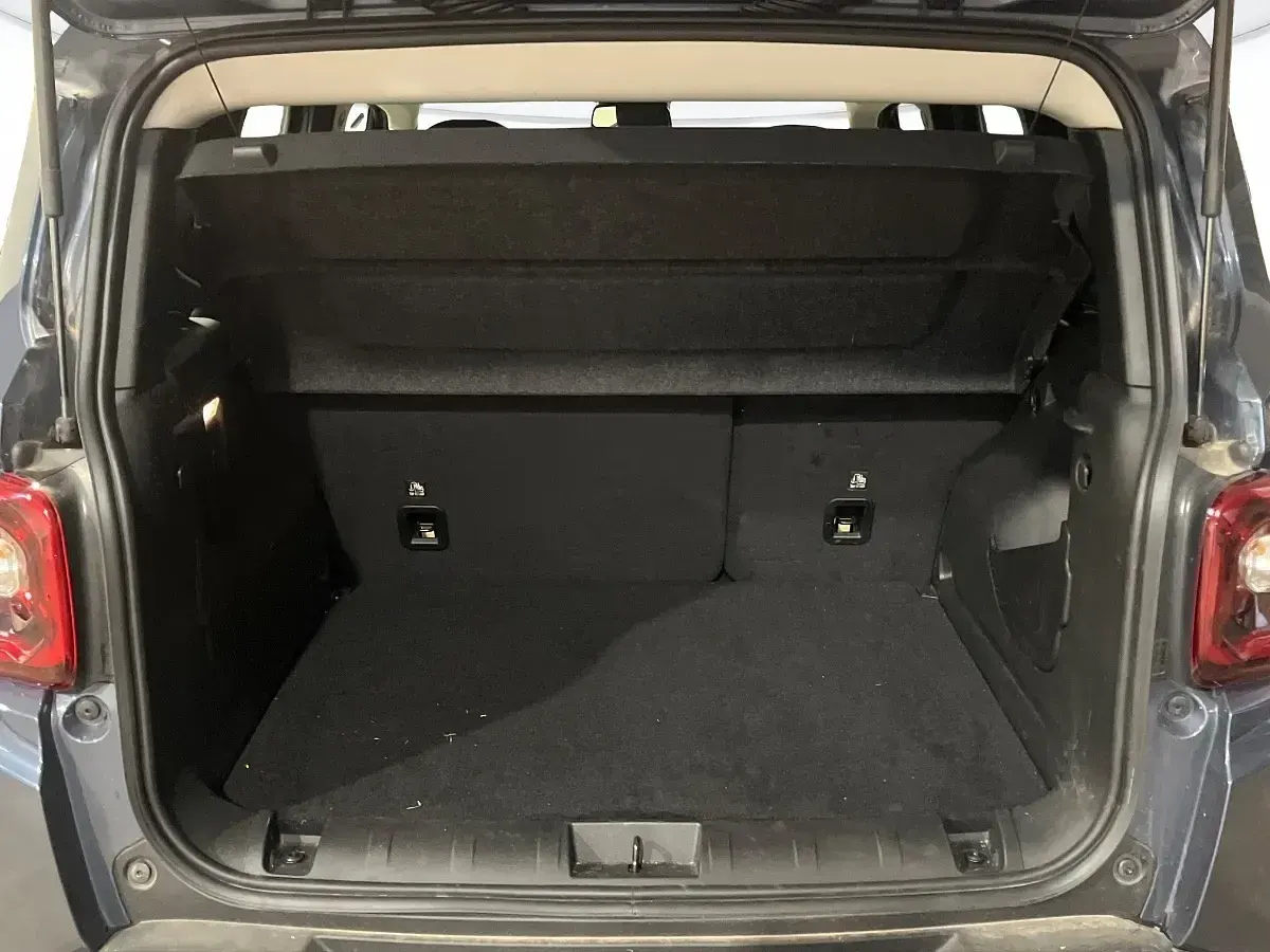 Begagnad Jeep Renegade Summit 131 HK (96 kW) 2025 Blå SUV