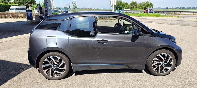 Usata BMW i3 Advantage 75 kW (102 CV) 2022 Grigio Utilitaria