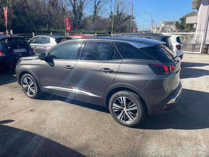 Usata Peugeot 3008 Allure 131 CV (96 kW) 2023 Grigio SUV