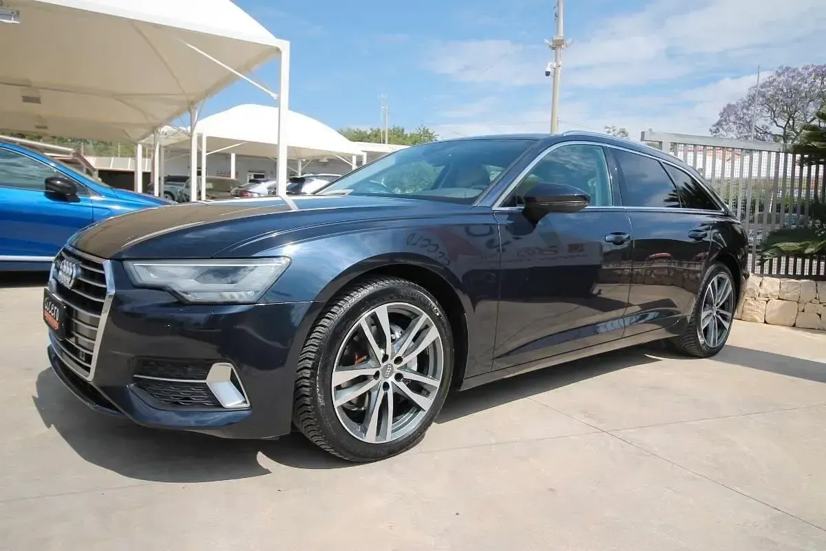 Usata Audi A6 Business 204 CV (150 kW) 2019 Blu Station wagon