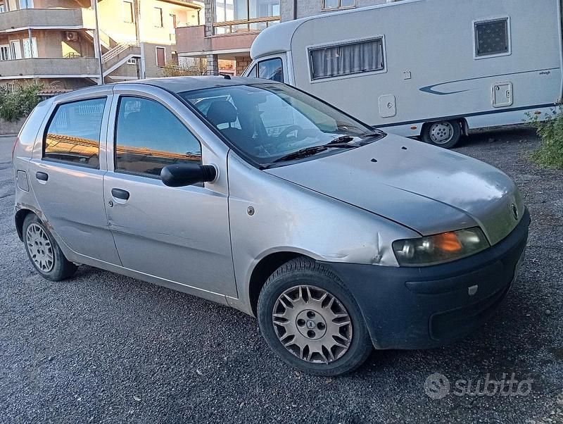 Usata Fiat Punto 2001 Grigio Utilitaria