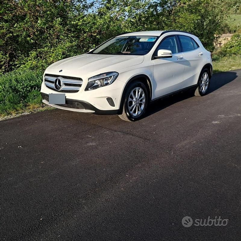 Begagnad Mercedes GLA200 Executive 136 HK (100 kW) 2014 Vit SUV