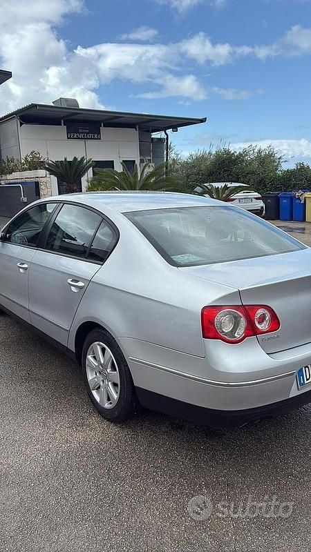 Begagnad VW Passat 140 HK (102 kW) 2006 Sedan