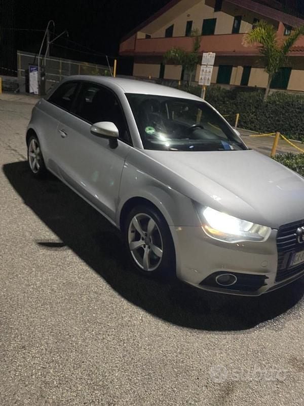 Usata Audi A1 Attraction 105 CV (77 kW) 2010 Utilitaria