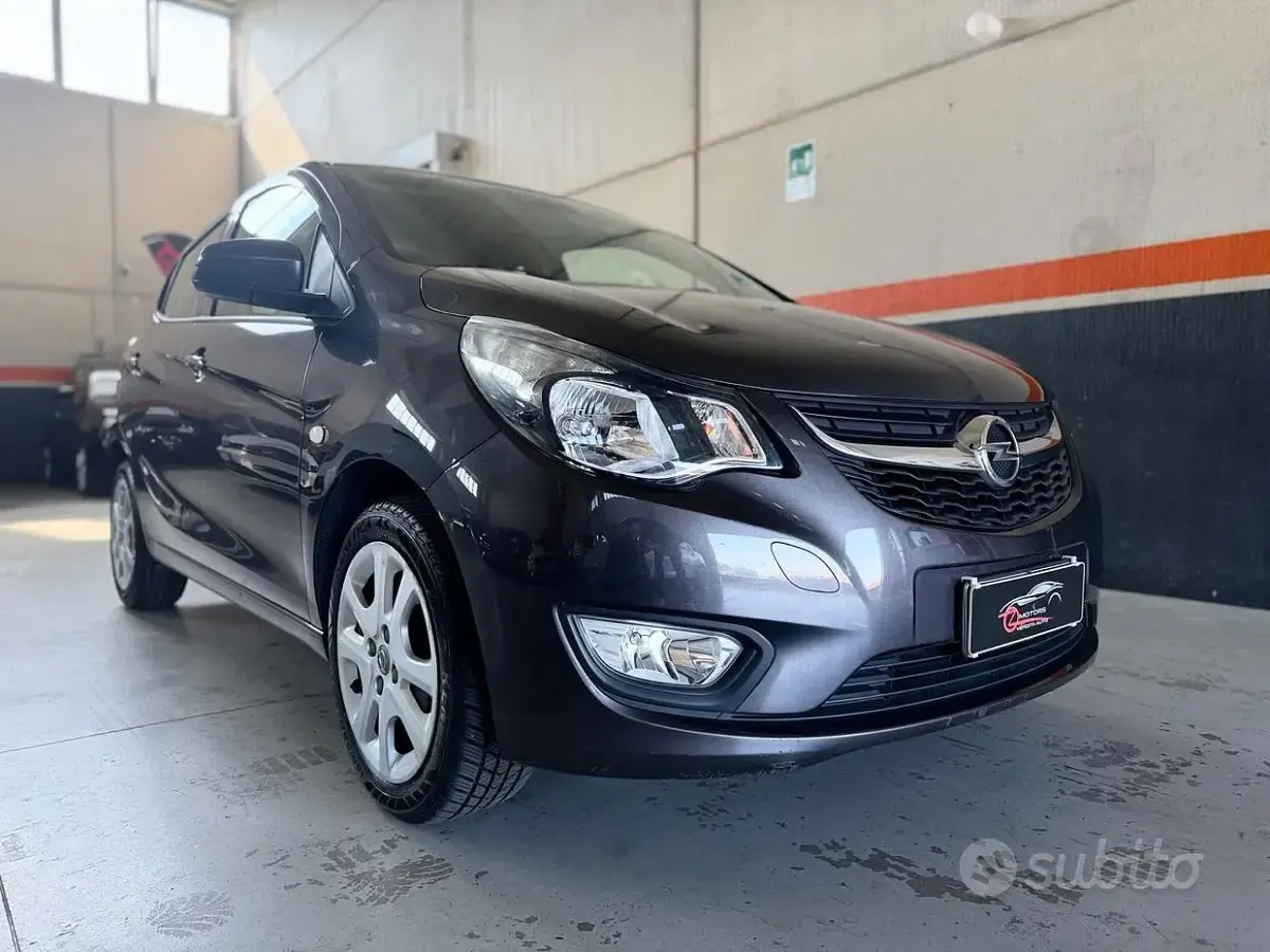 Usata Opel Karl Cosmo 75 CV (55 kW) 2015 Grigio Utilitaria