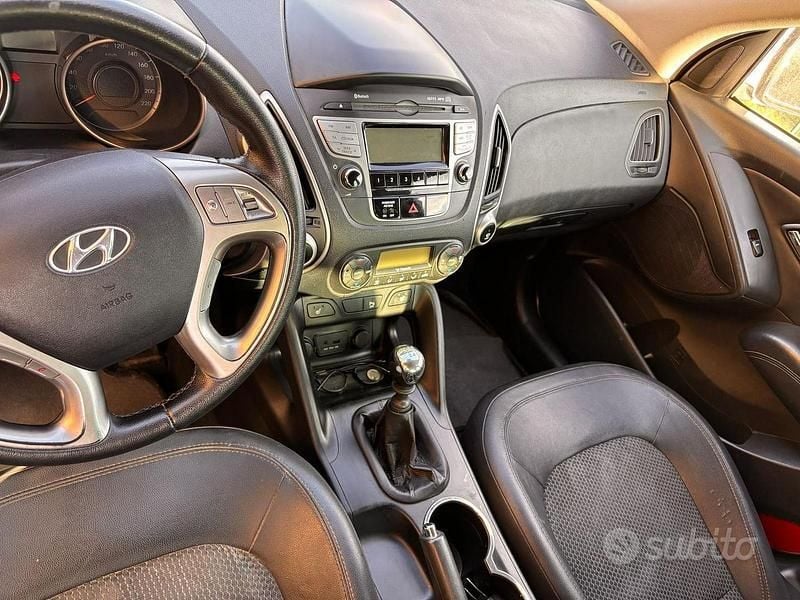 Usata Hyundai ix35 136 CV (100 kW) 2010 Bianco SUV