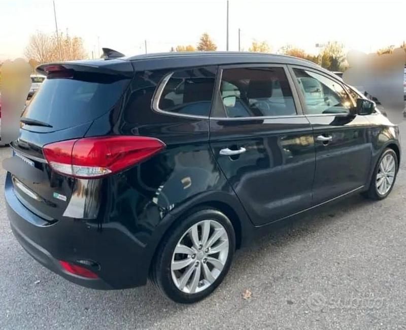 Usata Kia Carens 116 CV (85 kW) 2016 Nero Monovolume