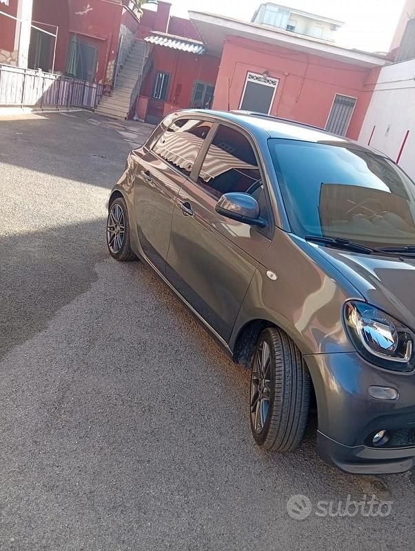 Usata Smart ForFour Brabus 90 CV (66 kW) 2018 Grigio Utilitaria
