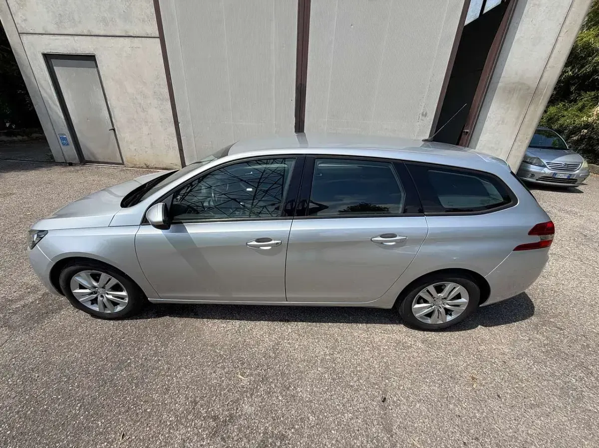 Usata Peugeot 308 SW Business-Line 114 CV (83 kW) 2015 Argento Station wagon