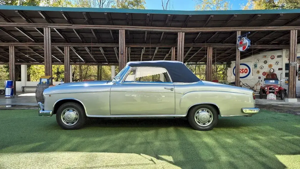 Usata Mercedes 220 100 CV (73 kW) 1957 Argento Cabrio
