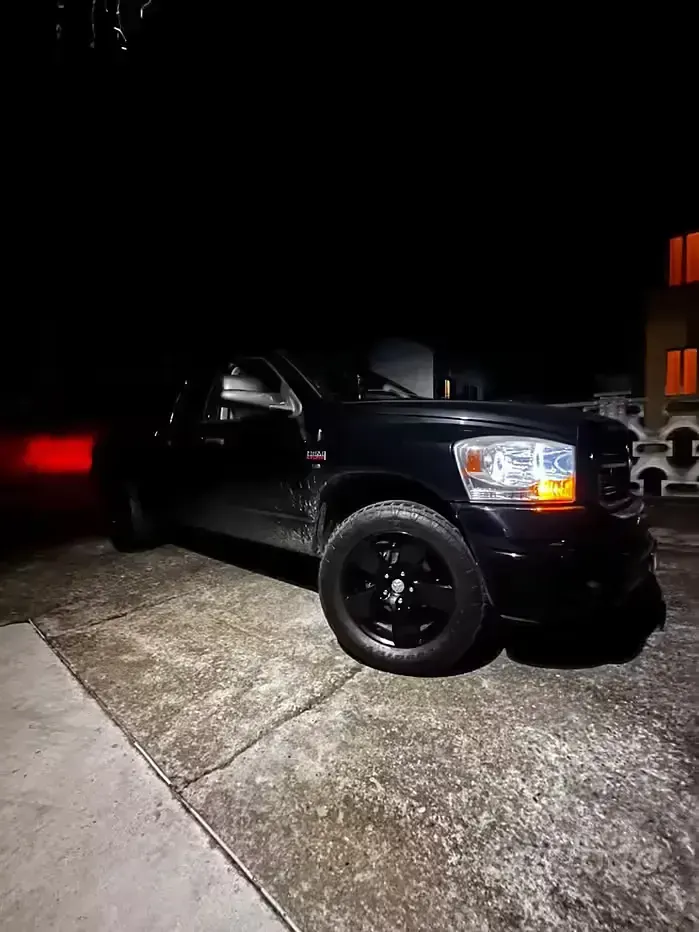Usata Dodge Ram 345 CV (253 kW) 2006 Nero Pick-up