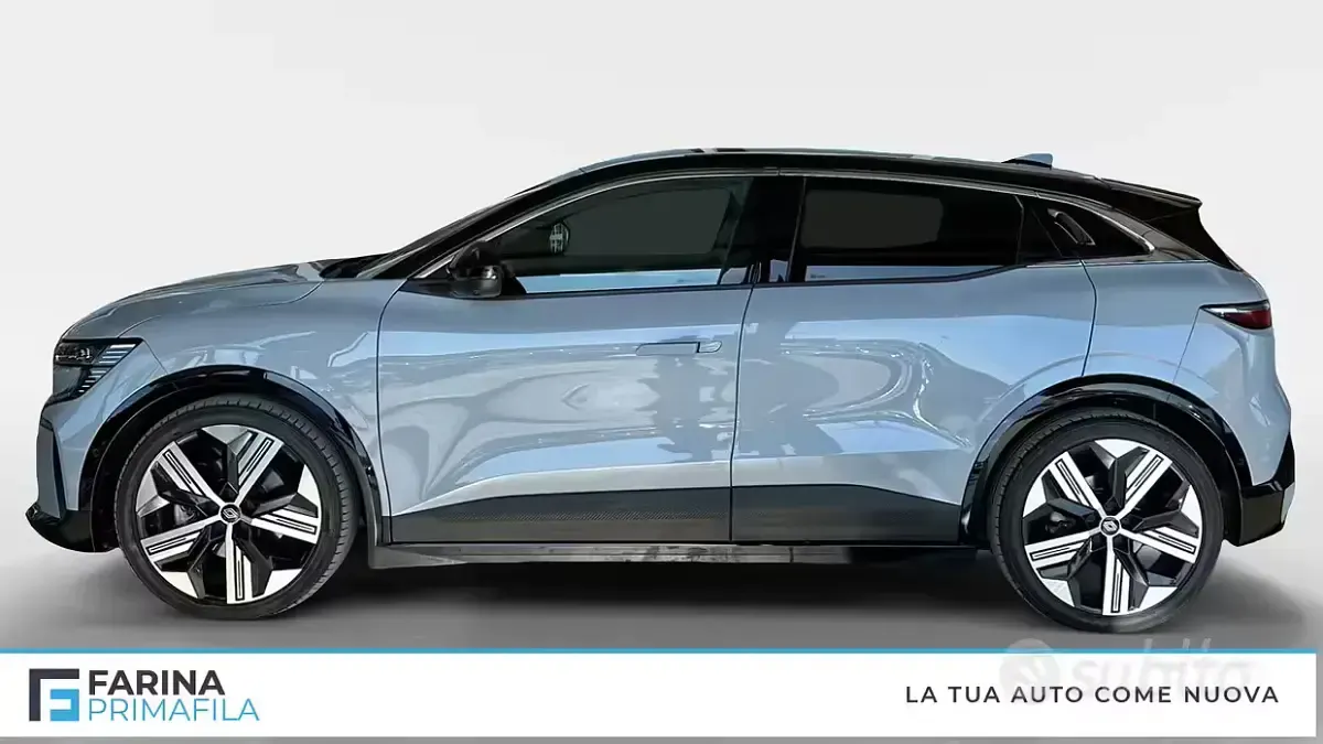 Usata Renault Megane E-Tech Techno 55 kW (75 CV) 2023 Grigio Berlina