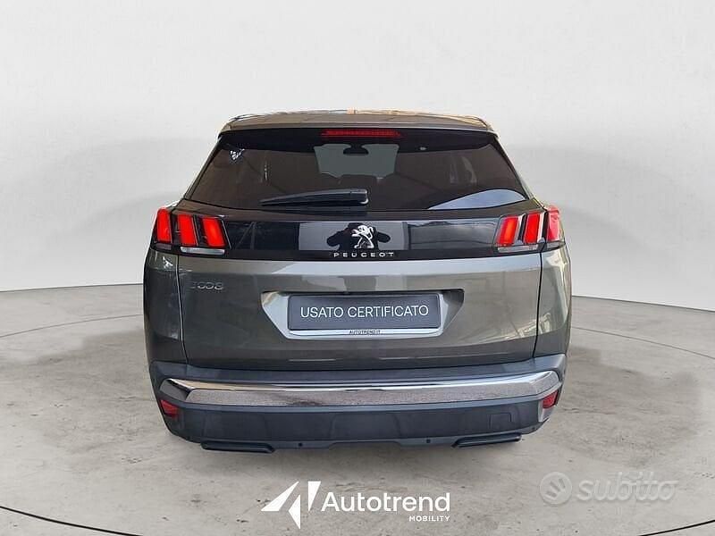 Usata Peugeot 3008 Allure 131 CV (96 kW) 2020 Grigio scuro SUV