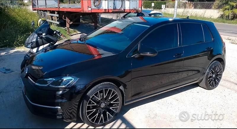 Usata VW Golf VII 115 CV (84 kW) 2020 Nero Berlina