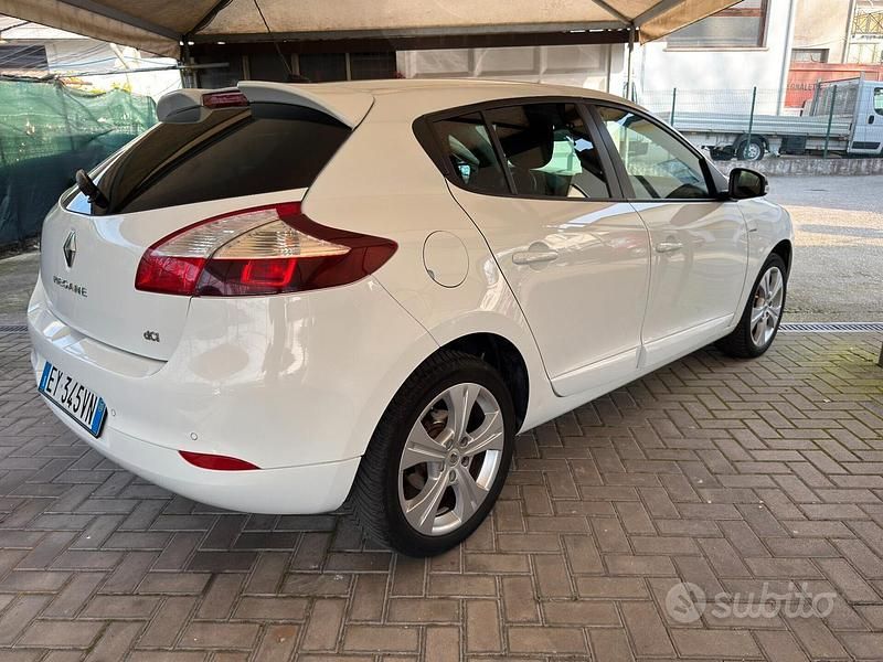 Usata Renault Mégane 95 CV (69 kW) 2015 Bianco Berlina