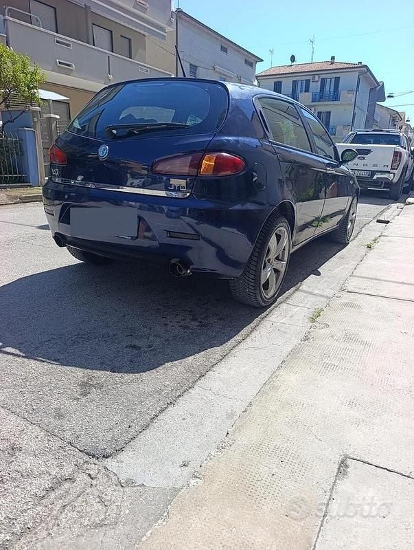 Usata Alfa Romeo 147 2008 Blu Utilitaria