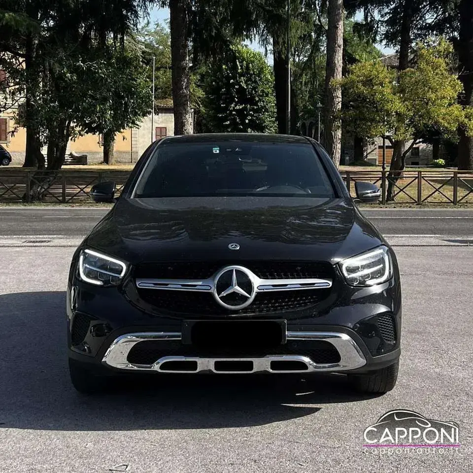 Usata Mercedes GLC200 163 CV (119 kW) 2021 Nero SUV