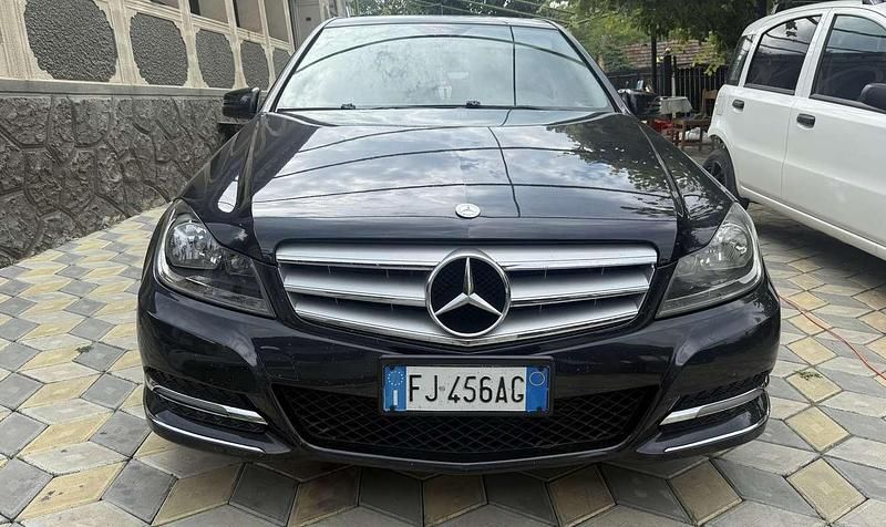 Usata Mercedes C200 Avantgarde 136 CV (100 kW) 2011 Berlina