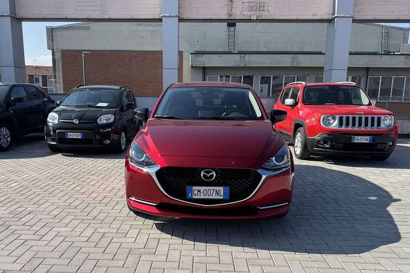 Usata Mazda 2 Homura-Line 75 CV (55 kW) 2023 Rosso Utilitaria