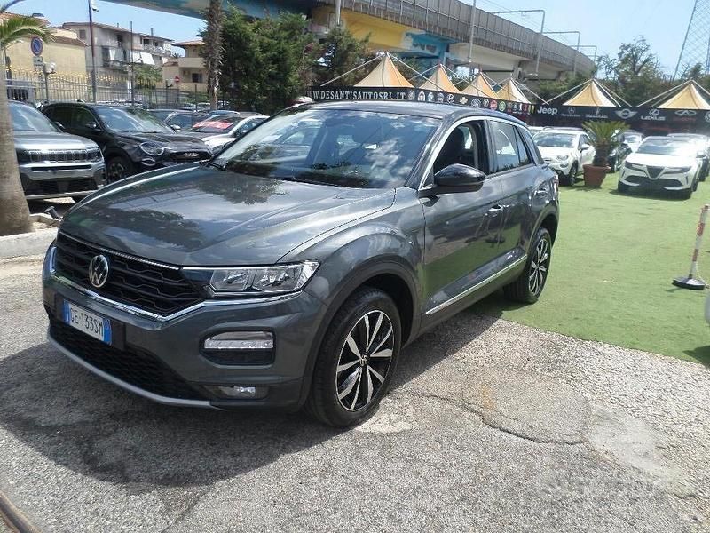Usata VW T-Roc Style 150 CV (110 kW) 2021 Grigio SUV