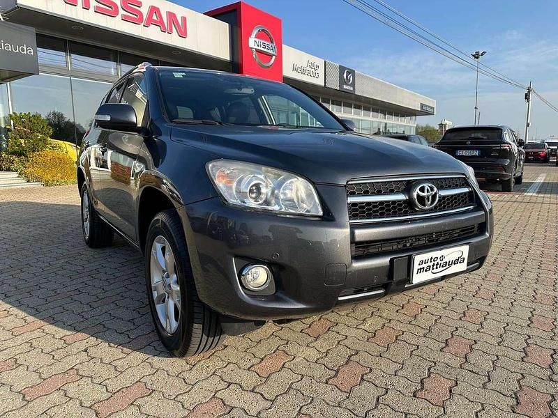 Usata Toyota RAV4 Sol 150 CV (110 kW) 2009 Grigio scuro SUV