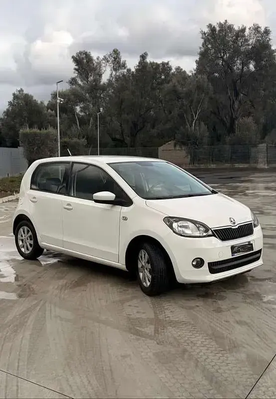 Usata Skoda Citigo Active 75 CV (55 kW) 2014 Utilitaria