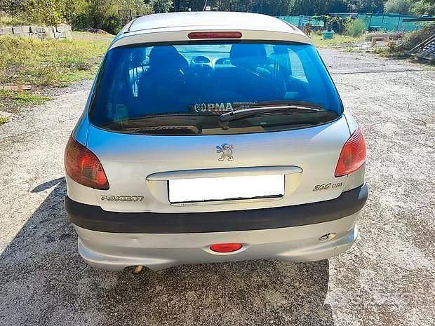 Usata Peugeot 206 2004 Grigio Utilitaria
